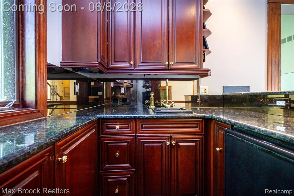 6604 College Park, Clarkston, MI — Photo 37