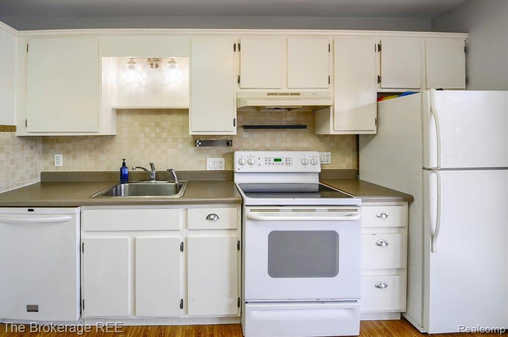 940 FLINT Street, Frankenmuth, MI 48734 — Photo 9
