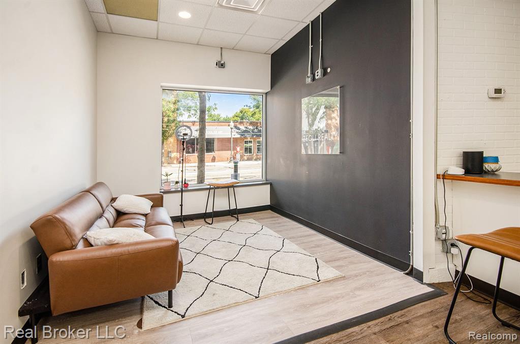 404 E 4th Street, Royal Oak, MI 48067 — Photo 4