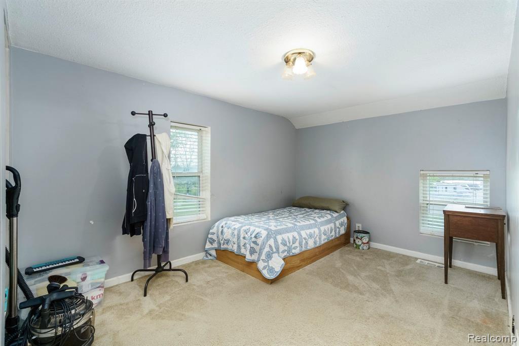 4206 GRAND BLANC Road, Swartz Creek, MI 48473 — Photo 31