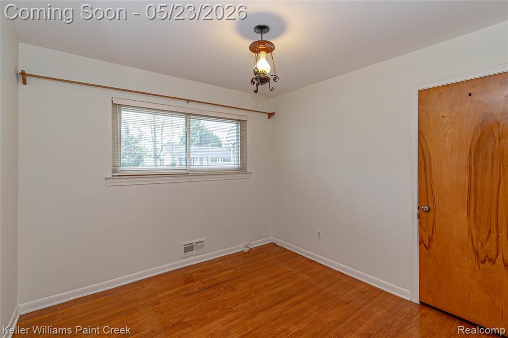 31395 Lyons Circle W, Warren, MI 48092 — Photo 28