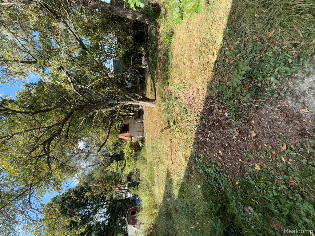 629 Jessop Avenue, Lansing, MI 48910 — Photo 9