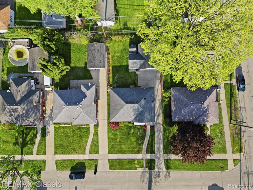 9116 Tecumseh Avenue, Redford, MI 48239 — Photo 59
