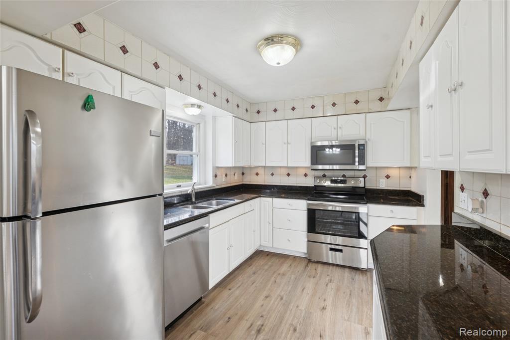 8603 Killinger Road, Fowlerville, MI 48836 — Photo 4