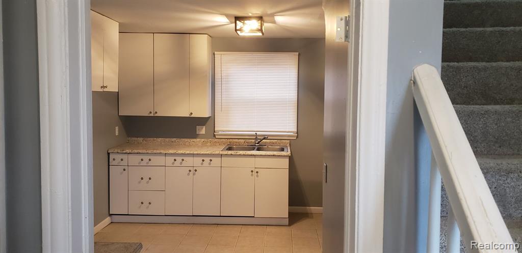 8710 W DAVISON, Detroit, MI 48238 — Photo 4