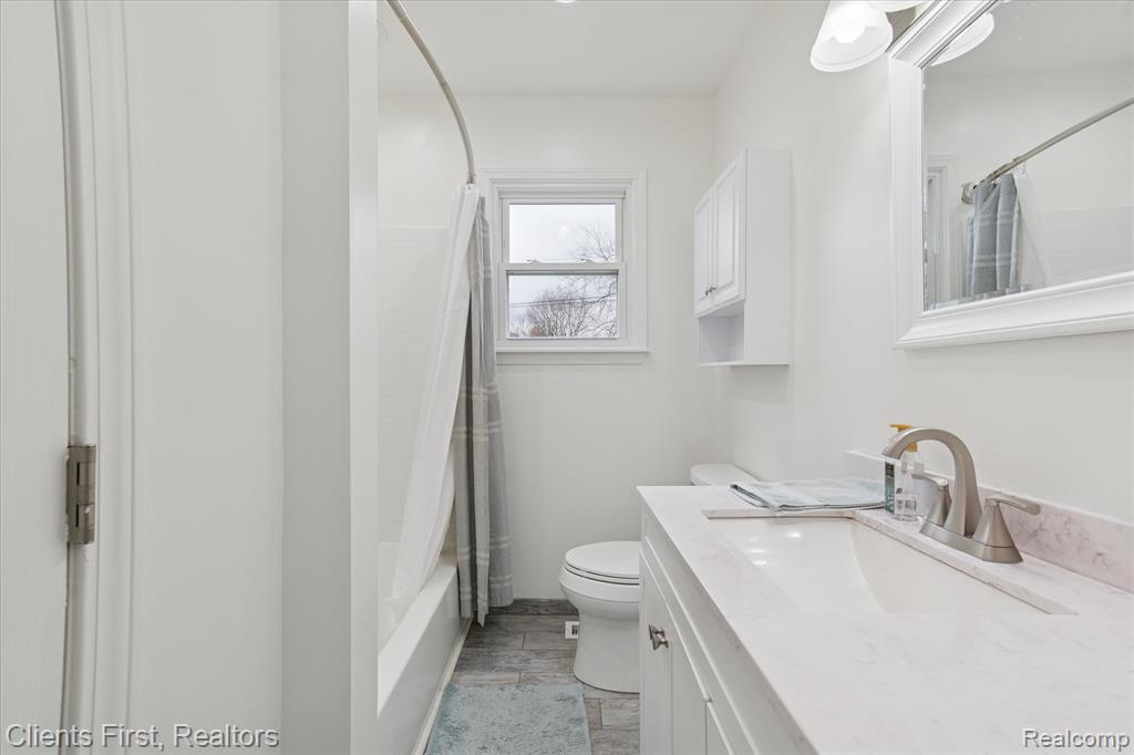 6550 Hitchingham Road, Ypsilanti, MI 48197 — Photo 19