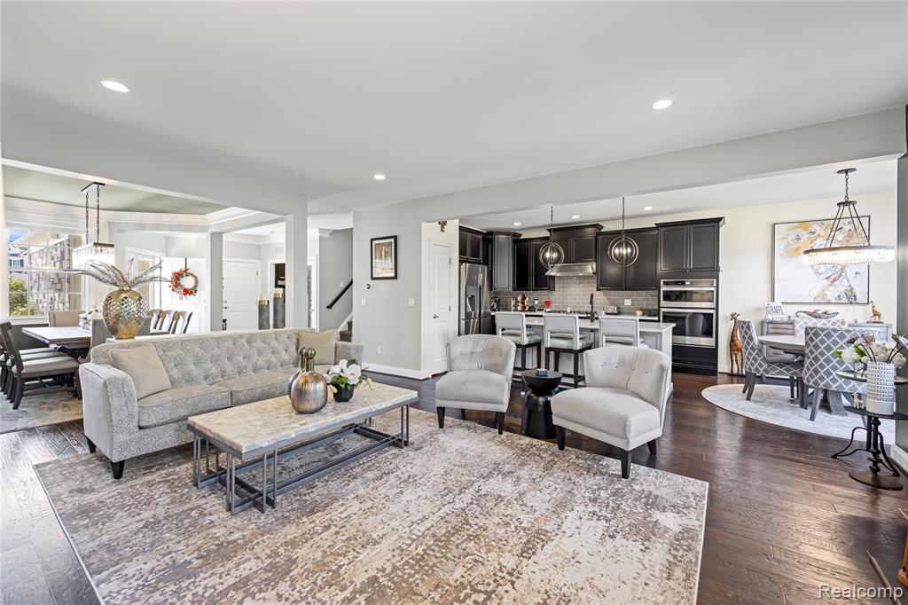 42868 Cardinal Way, Novi, MI — Photo 15