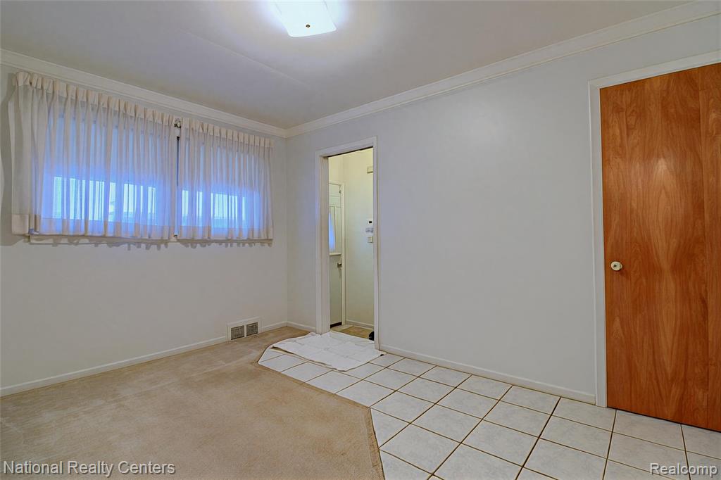6511 Henry Ruff Road, Garden City, MI — Photo 21