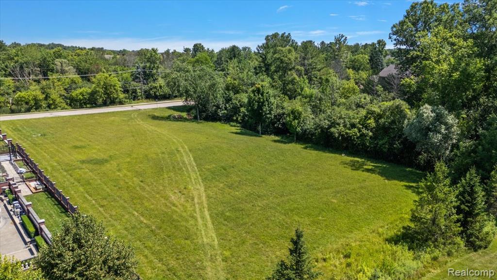 45547 W 9 Mile Road, Novi, MI — Photo 3