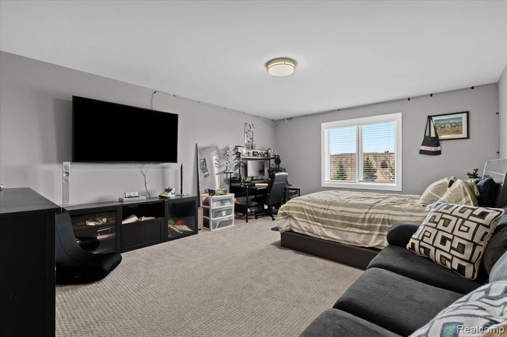 10420 STONEY POINT Drive, South Lyon, MI 48178 — Photo 24