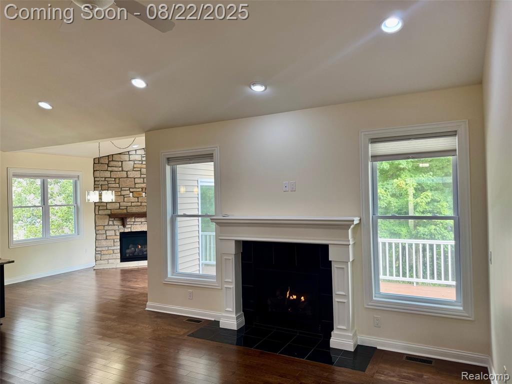 76 Fox Hollow Drive N, Metamora, MI 48455 — Photo 7