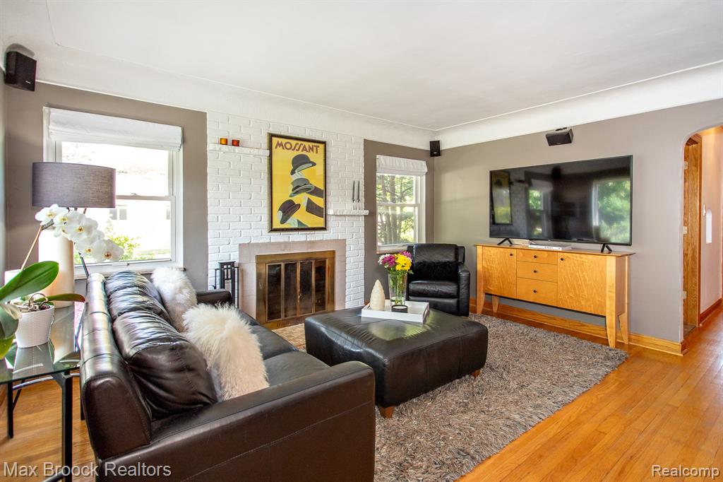 10564 Lasalle Boulevard, Huntington Woods, MI — Photo 5