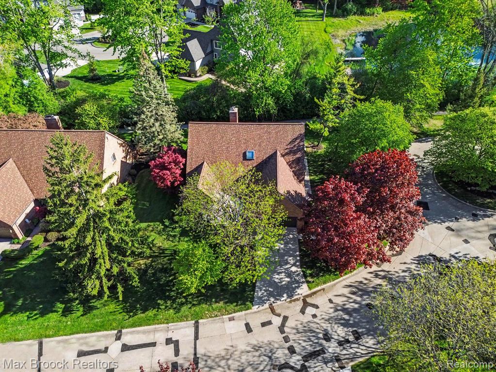 21850 Dover Court, Beverly Hills, MI 48025 — Photo 30