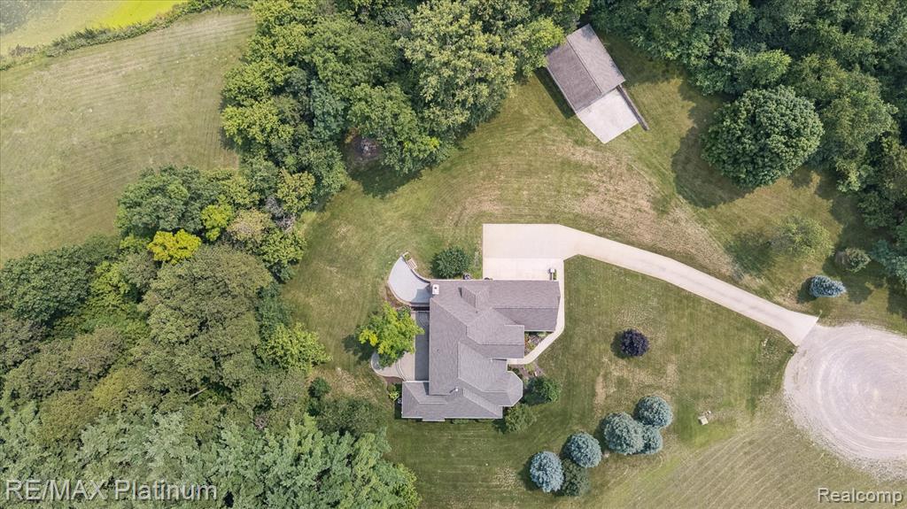 9071 Thornapple Drive, Pinckney, MI 48169 — Photo 77
