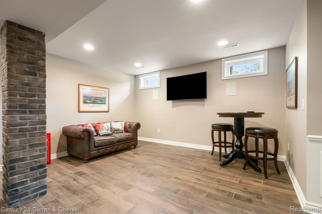 23498 Prescott Lane W, South Lyon, MI 48178 — Photo 58