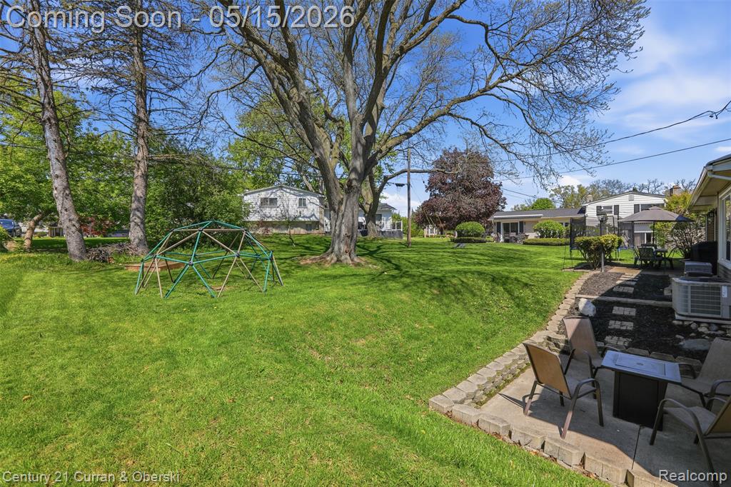 6632 PINE EAGLE LN Street, West Bloomfield, MI — Photo 34