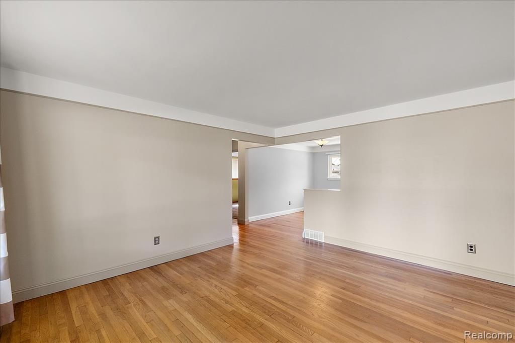 1271 Beaupre Avenue, Madison Heights, MI 48071 — Photo 10