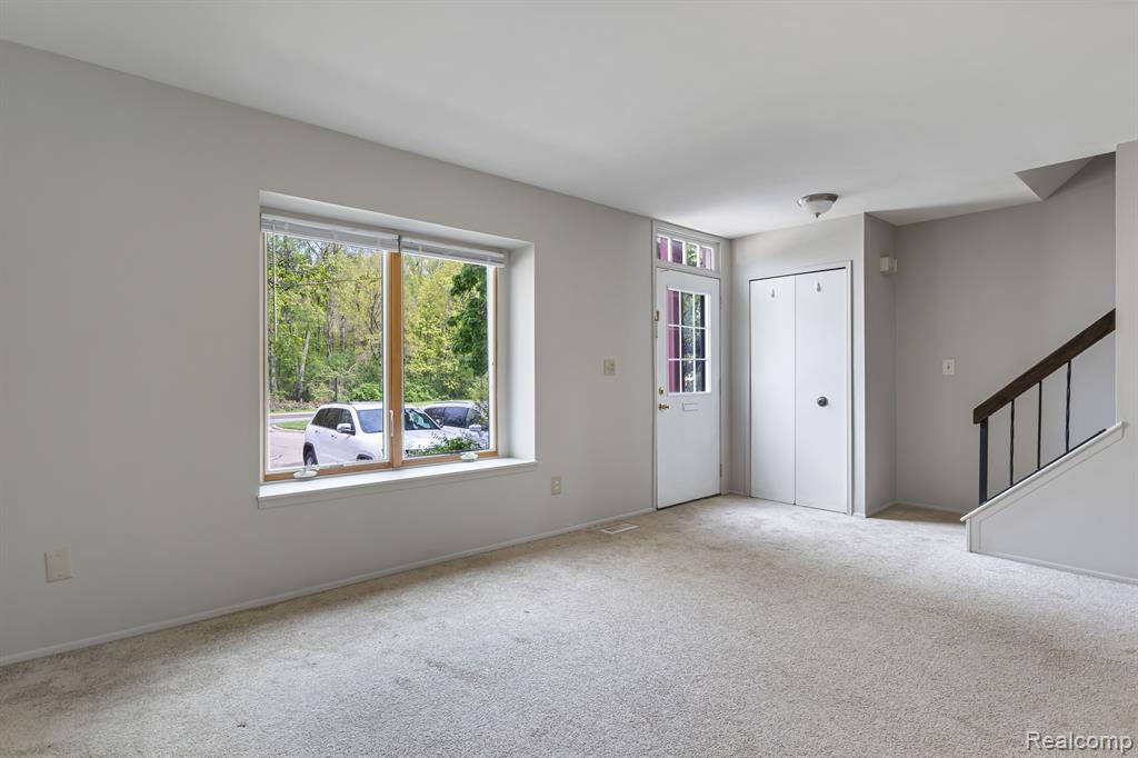 3607 BURBANK Drive, 151, Ann Arbor, MI 48105 — Photo 3