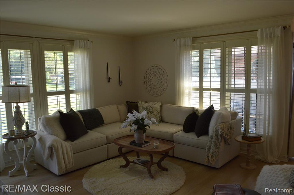 40605 Newport Drive E, 294, Plymouth, MI 48170 — Photo 7