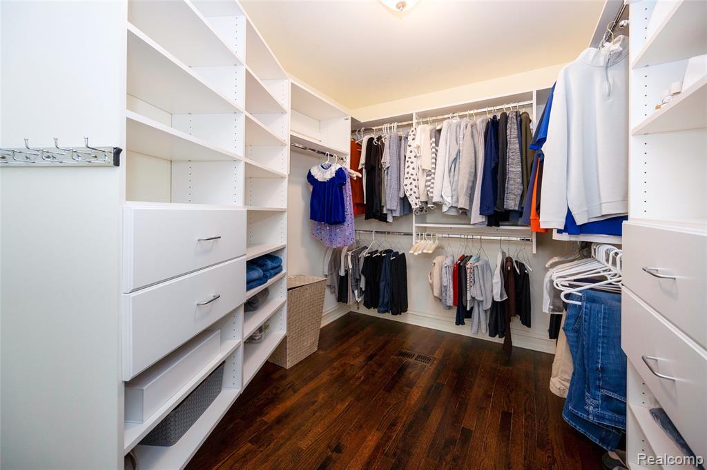 10 Sycamore Lane, Grosse Pointe, MI 48230 — Photo 38