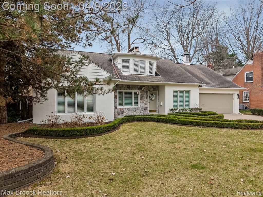 73 Hawthorne Road, Grosse Pointe Shores, MI 48236 — front exterior