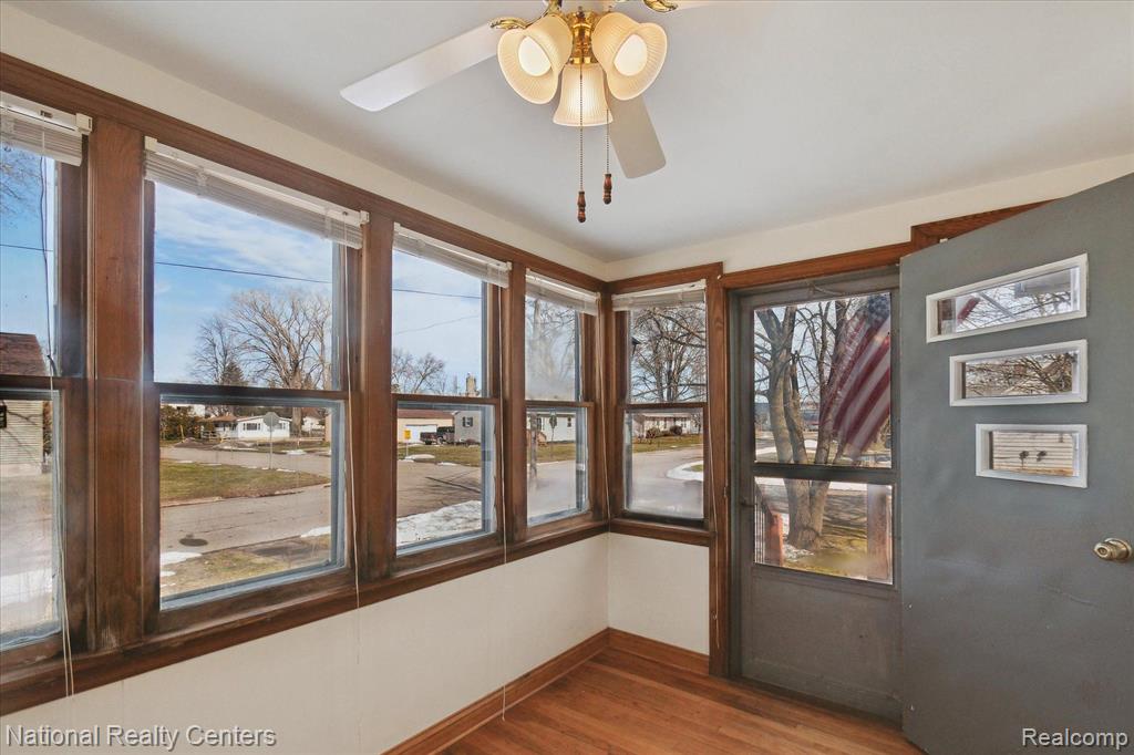 4955 WEBER Street, MI — Photo 6