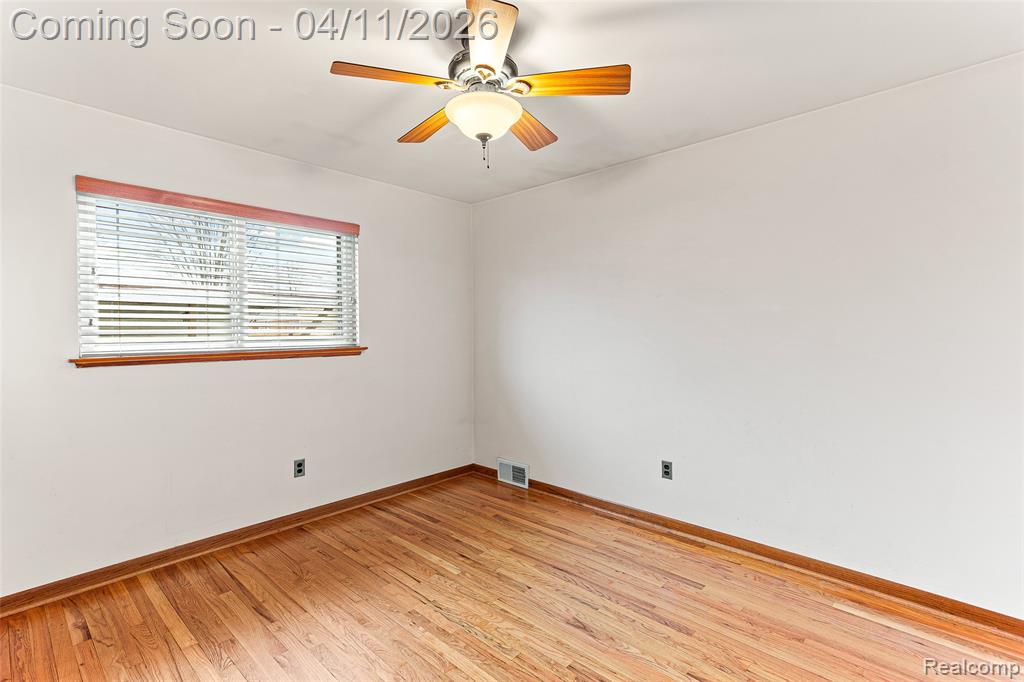 4012 Weddell Street, Dearborn Heights, MI 48125 — Photo 16