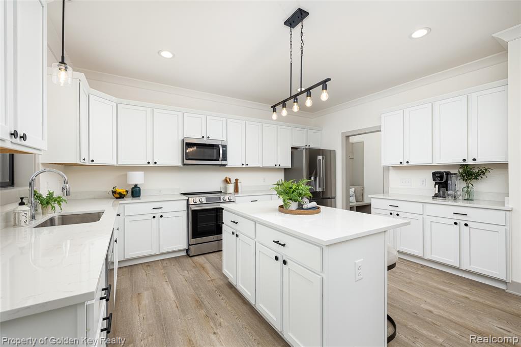 9453 Brookline Avenue, Plymouth, MI 48170 — Photo 9