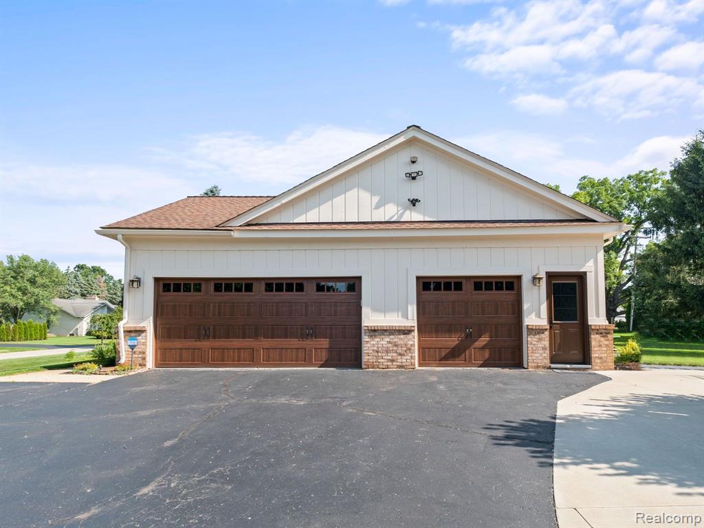 5270 Paula Crest, Commerce Twp, MI 48382 — Photo 3