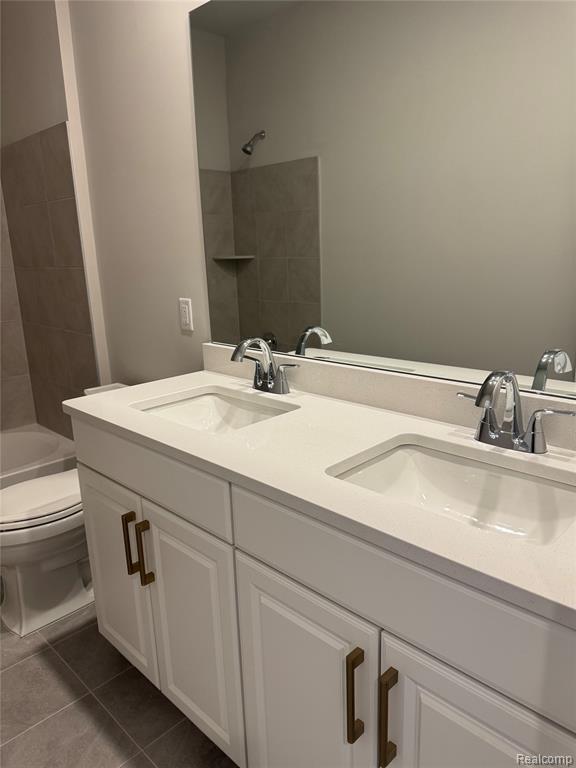 2417 Provencal Drive, Commerce Twp, MI 48382 — Photo 26