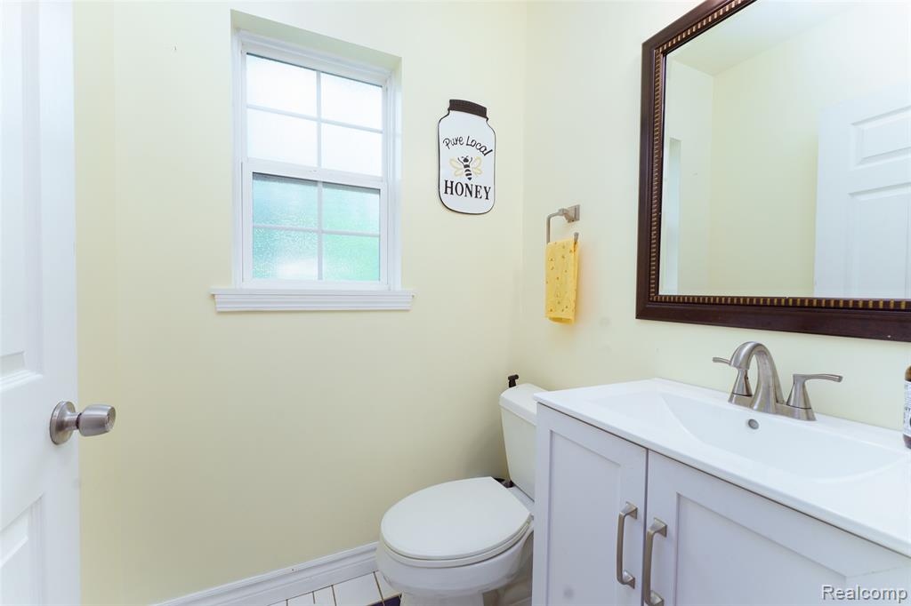 405 Garden Lane, Fowlerville, MI 48836 — Photo 12
