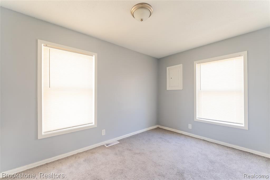 466 Wyoming Avenue, Pontiac, MI 48341 — Photo 14