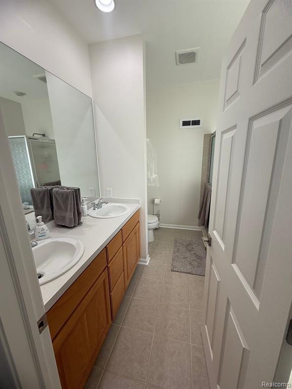 7975 COLLEEN Drive, Fowlerville, MI 48836 — Photo 32
