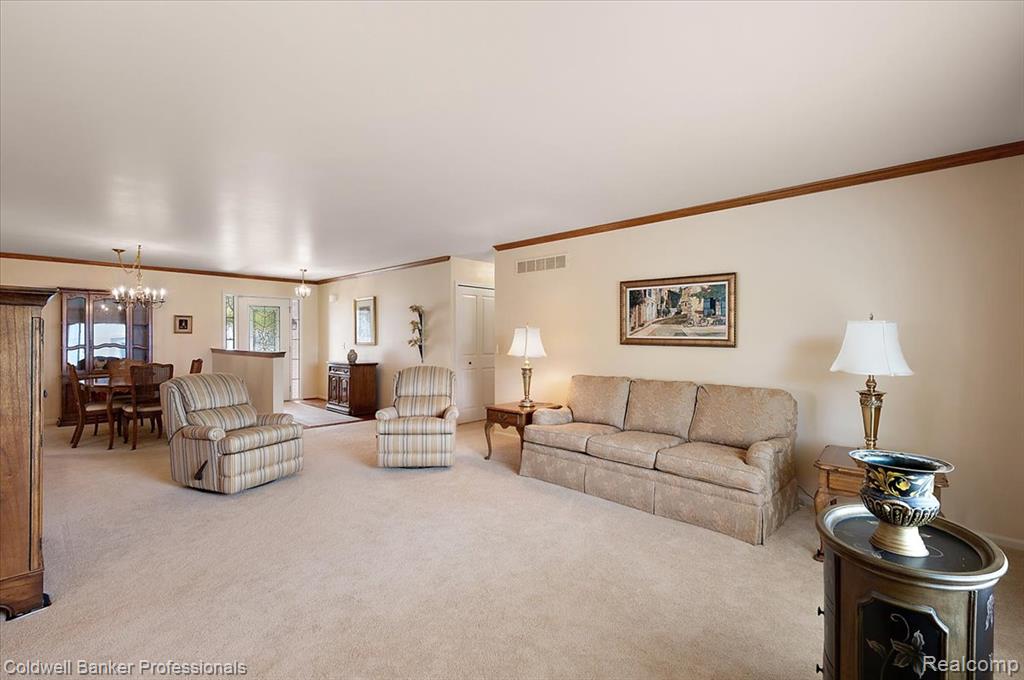 3406 Riverside Court, Canton, MI 48188 — Photo 16