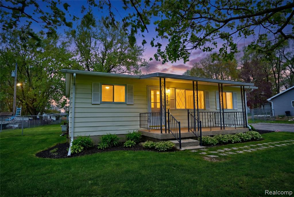 6087 E Hill Road, Grand Blanc, MI 48439 — Photo 3