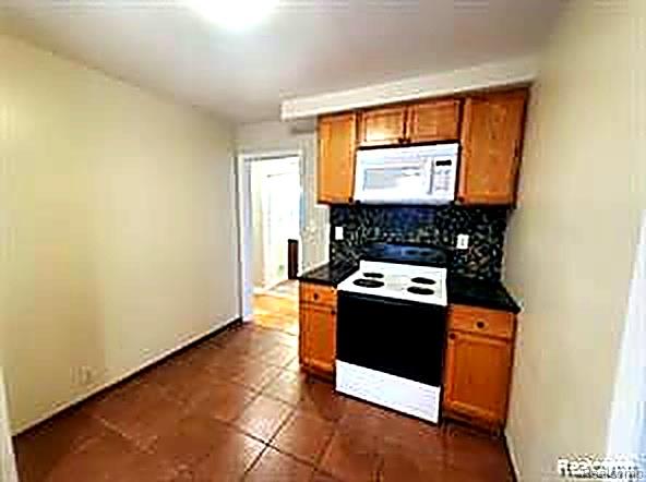 20441 Mitchell Street, Detroit, MI 48234 — Photo 7