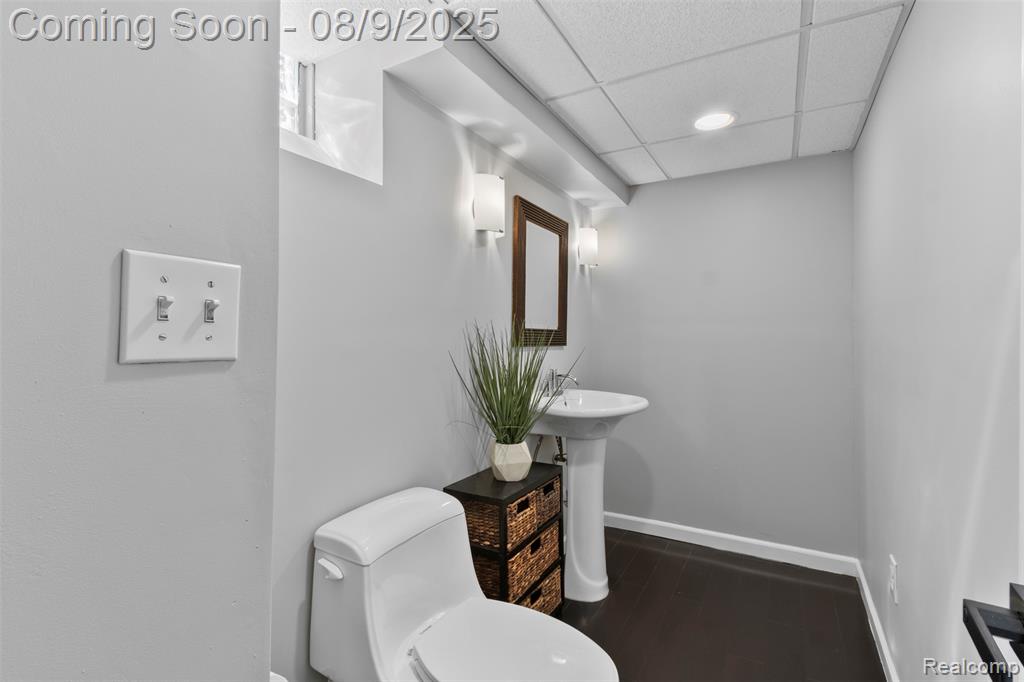 9911 Piedmont Street, Detroit, MI 48228 — Photo 16