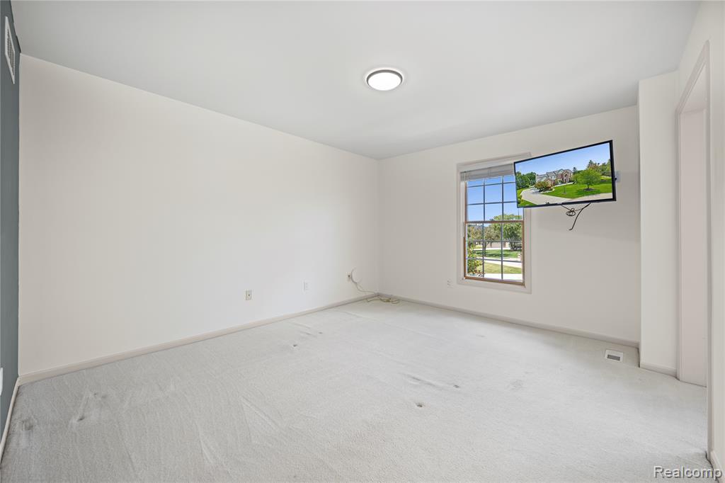 50045 E Fellows Creek Court, Plymouth, MI 48170 — Photo 55