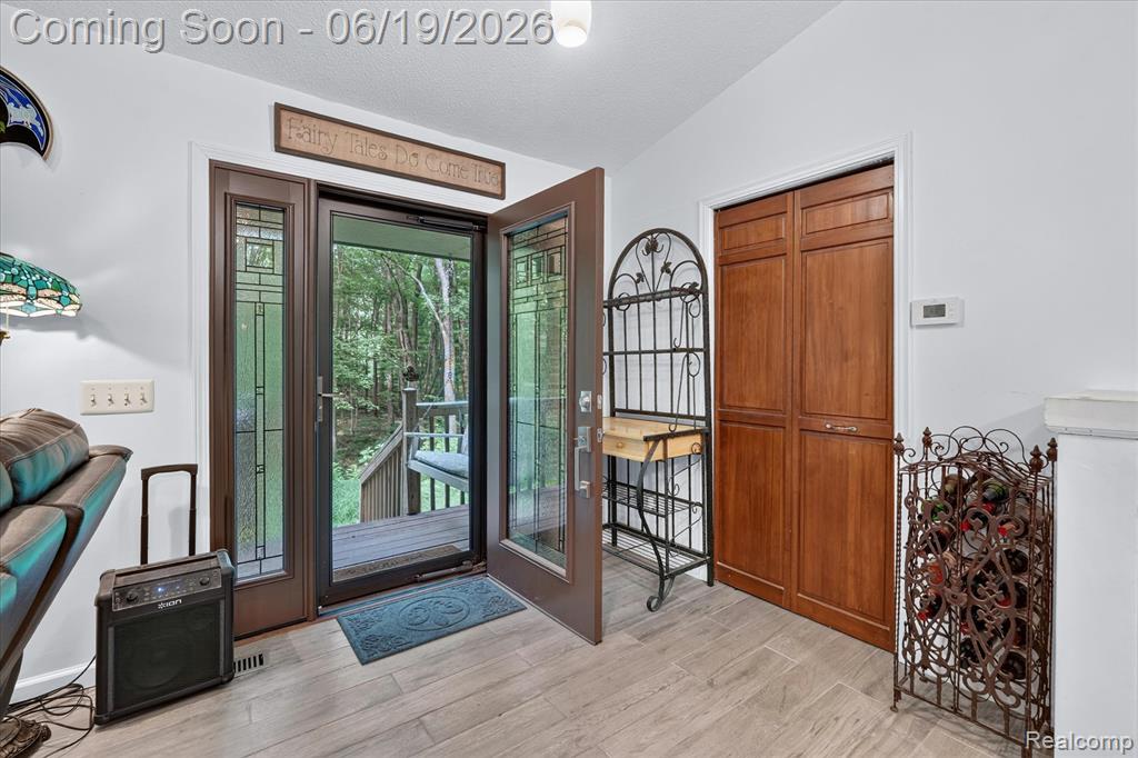 4200 Stockemer, White Lake, MI 48383 — Photo 5