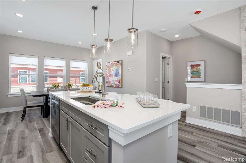 822 Huntley Lane, Troy, MI 48085 — Photo 11