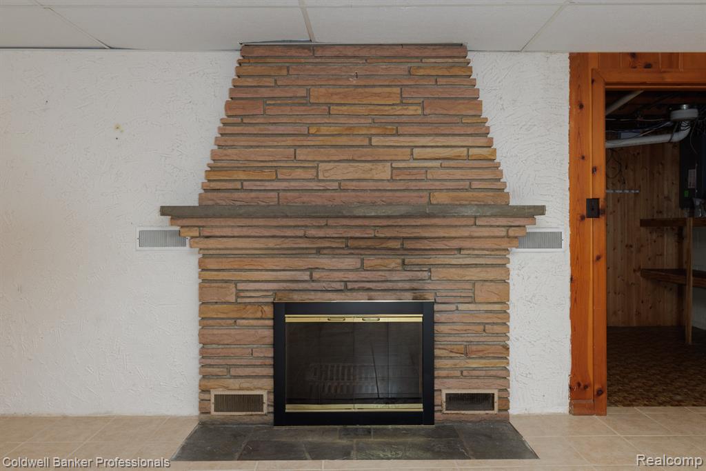 1416 N Renaud Road, Grosse Pointe Woods, MI 48236 — Photo 51