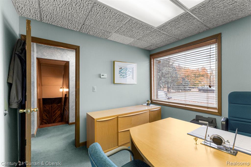 6336 Fox Avenue, Allen Park, MI 48101 — Photo 10