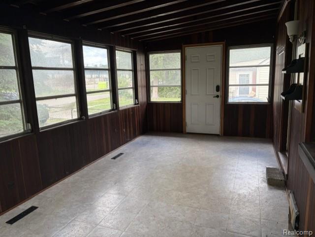 969 Myrtle Avenue, Waterford, MI 48328 — Photo 17