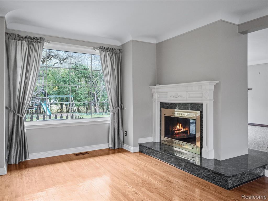 5707 WOODWIND Drive, Bloomfield Hills, MI 48301 — Photo 24