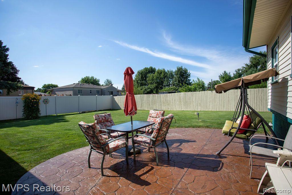 40849 ROMEO PLANK Road, Clinton Twp, MI 48038 — Photo 22
