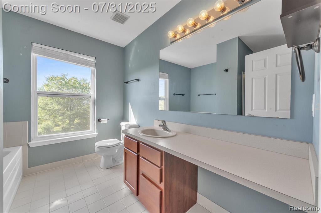 8271 S Warwick Court, Ypsilanti, MI 48198 — Photo 25