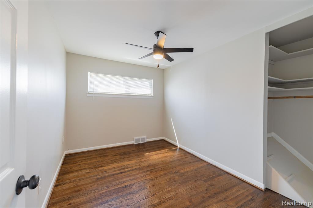 1006 ZEPHYR Street, Ypsilanti, MI 48198 — Photo 17