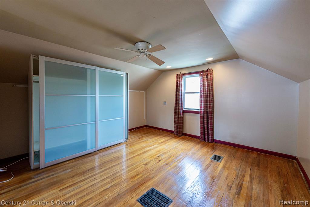 609 N BLAIR Avenue, Royal Oak, MI 48067 — Photo 13