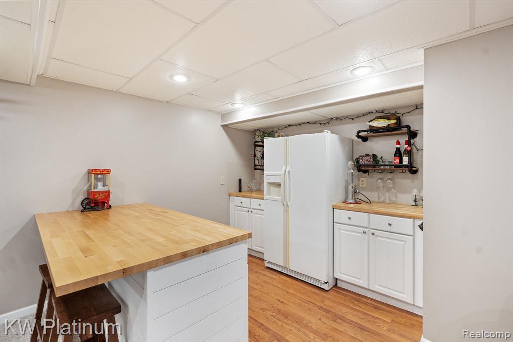 4317 Vassar Drive, Troy, MI 48085 — Photo 29