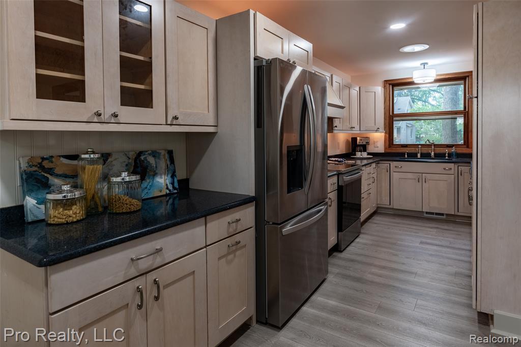 735 Withington Street, Ferndale, MI 48220 — Photo 17